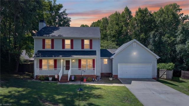 5805 Edgebrook Court, Jamestown, NC 27282