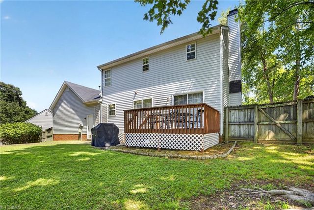 5805 Edgebrook Court, Jamestown, NC 27282