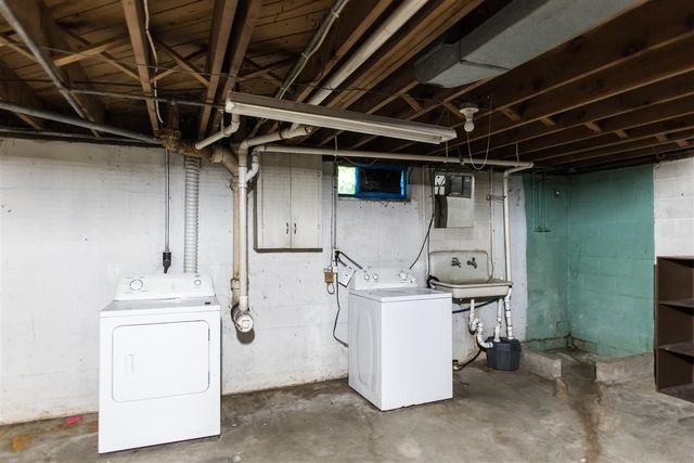 409 W E Avenue, Kalamazoo, MI 49009