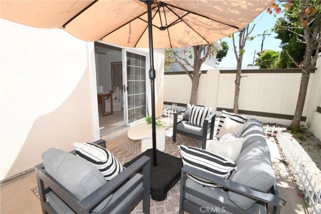 2514 Vanderbilt Ln, Redondo Beach, CA 90278