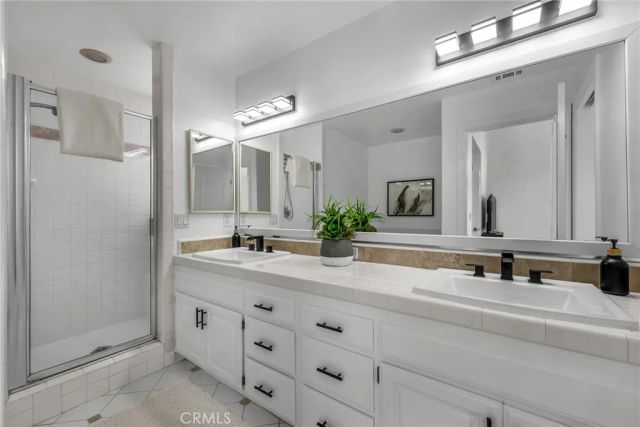 2514 Vanderbilt Ln, Redondo Beach, CA 90278