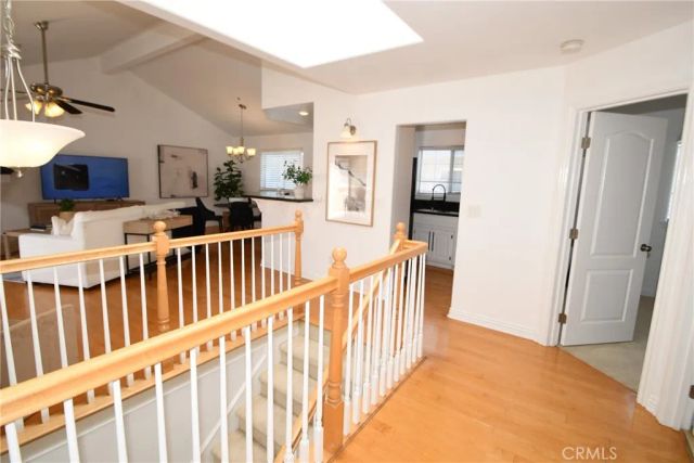 2514 Vanderbilt Ln, Redondo Beach, CA 90278