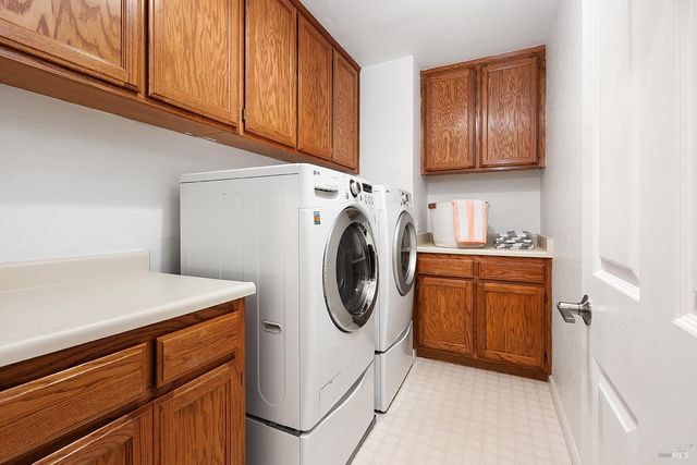 3991 Haven Ct, Sebastopol, CA 95472