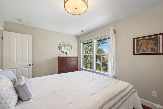 3991 Haven Ct, Sebastopol, CA 95472