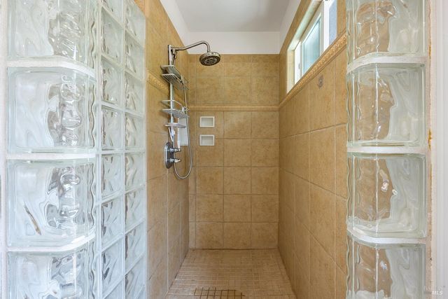 3991 Haven Ct, Sebastopol, CA 95472