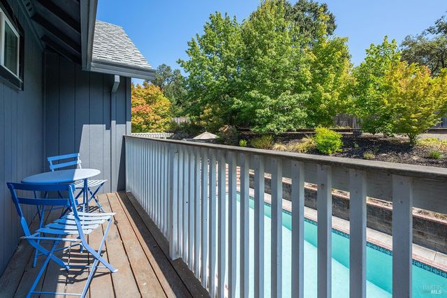 3991 Haven Ct, Sebastopol, CA 95472