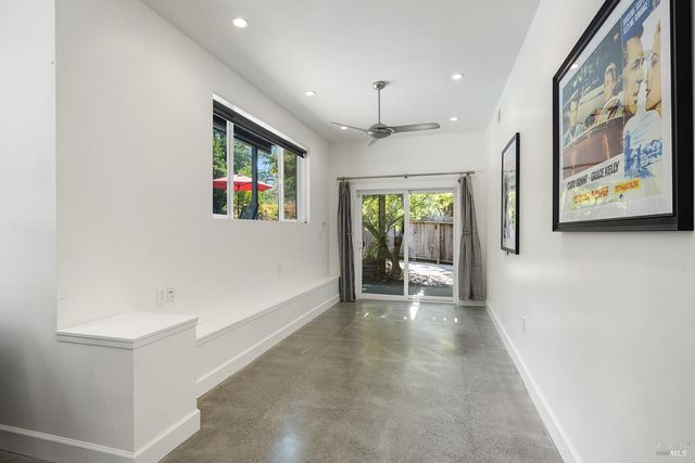 3991 Haven Ct, Sebastopol, CA 95472