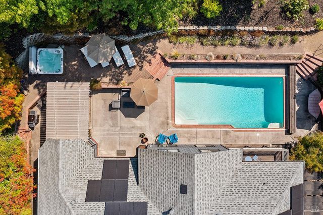 3991 Haven Ct, Sebastopol, CA 95472