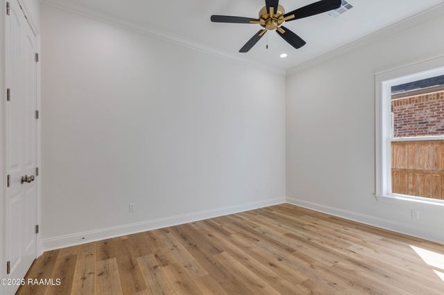 410 Dunvegan Court, Lafayette, LA 70503