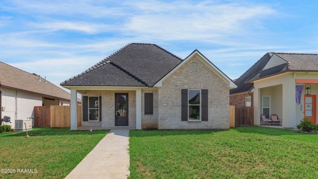 410 Dunvegan Court, Lafayette, LA 70503