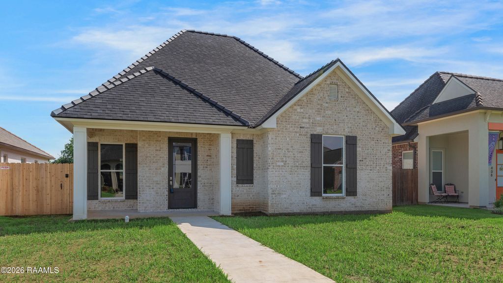 410 Dunvegan Court, Lafayette, LA 70503