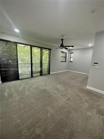 3054 Mcdonald St 8, Miami, FL 33133