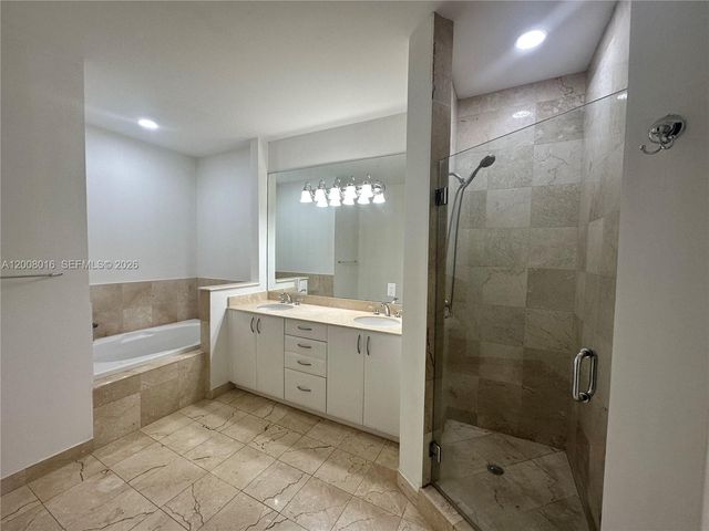 3054 Mcdonald St 8, Miami, FL 33133