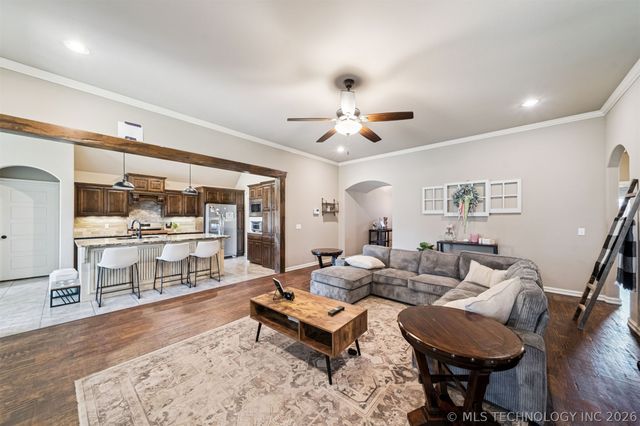 9411 N 104th East Avenue, Owasso, OK 74055