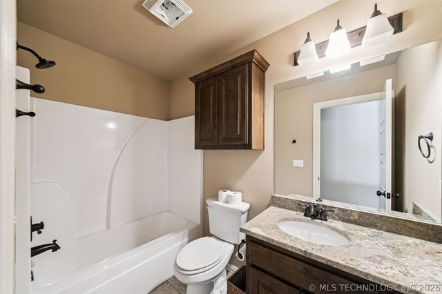 9411 N 104th East Avenue, Owasso, OK 74055