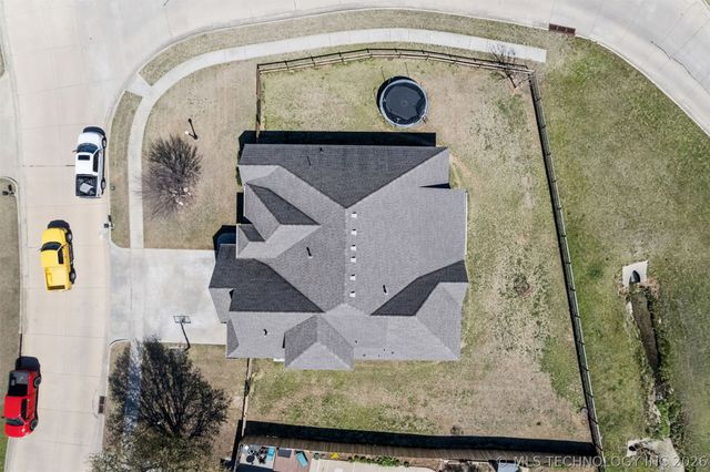 9411 N 104th East Avenue, Owasso, OK 74055