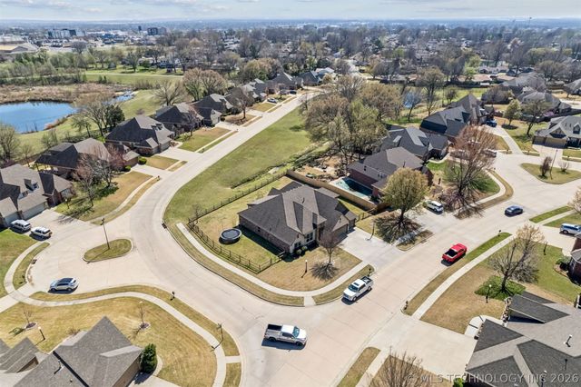 9411 N 104th East Avenue, Owasso, OK 74055