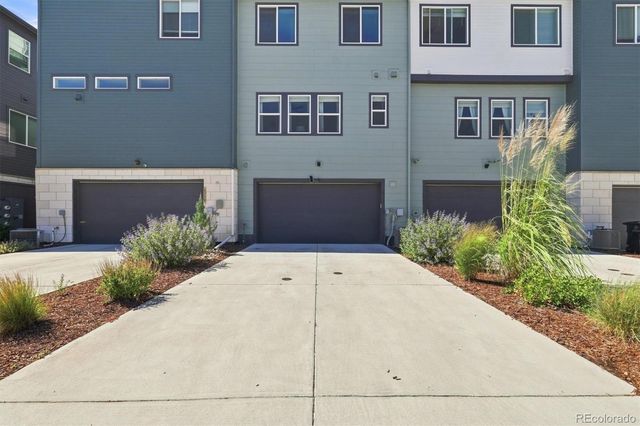 6318 N Dayton Court, Denver, CO 80238