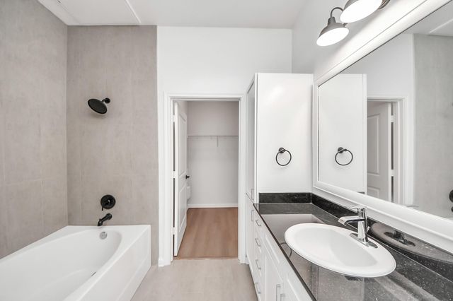 6363 San Felipe Street 119, Houston, TX 77057