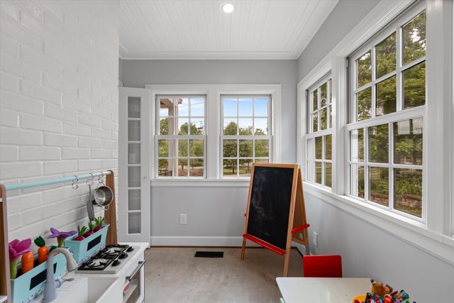 2926 Primrose Cir, Nashville, TN 37212