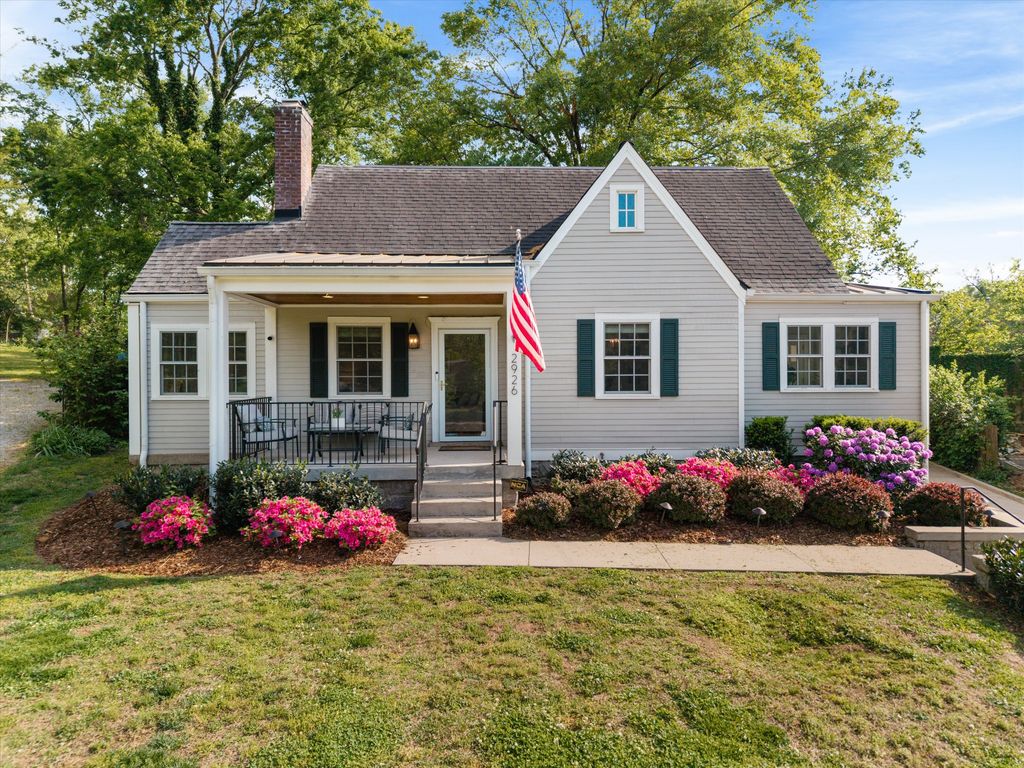 2926 Primrose Cir, Nashville, TN 37212