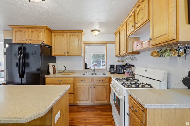 934 N 400 E, Lehi, UT 84043