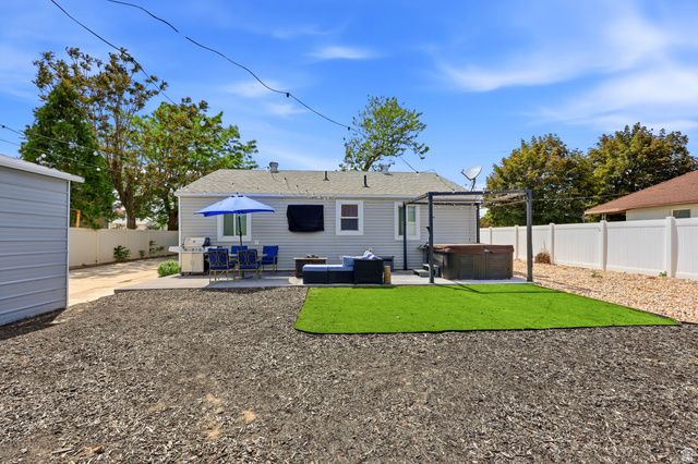 934 N 400 E, Lehi, UT 84043