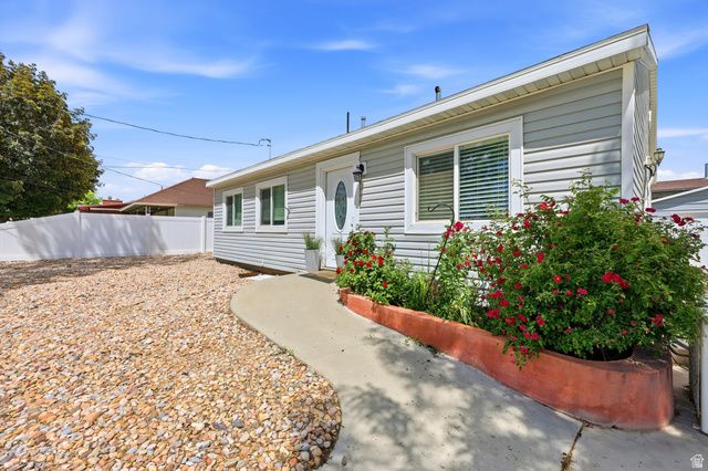 934 N 400 E, Lehi, UT 84043