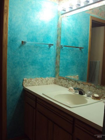 2324 15th Street, Lewiston, ID 83501