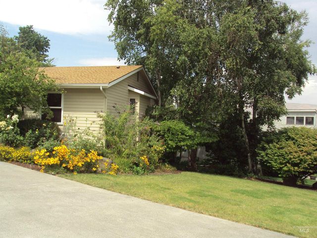 2324 15th Street, Lewiston, ID 83501