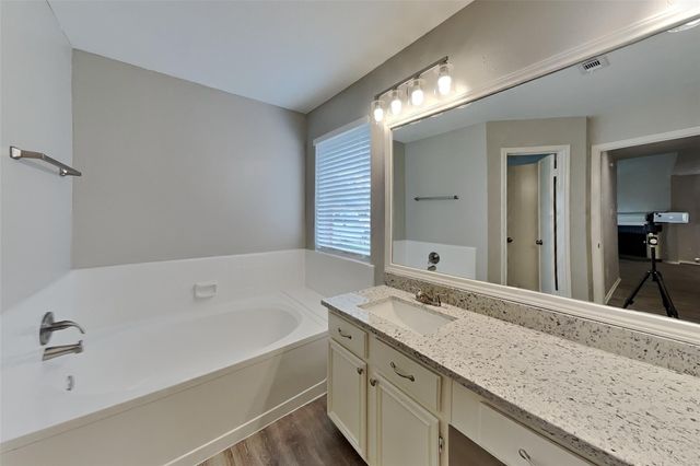 16819 Kettle Creek Drive, Spring, TX 77379