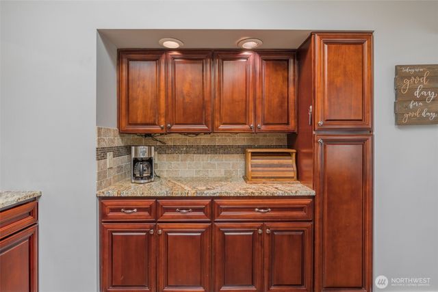 28313 183rd Avenue SE, Kent, WA 98042