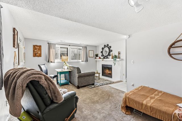 8442 Toledo Avenue N, Brooklyn Park, MN 55443