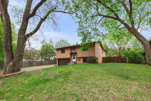 10651 Goldenrod Street NW, Coon Rapids, MN 55448