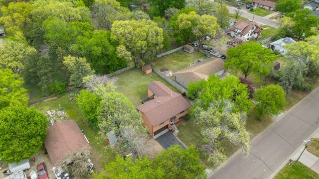 10651 Goldenrod Street NW, Coon Rapids, MN 55448
