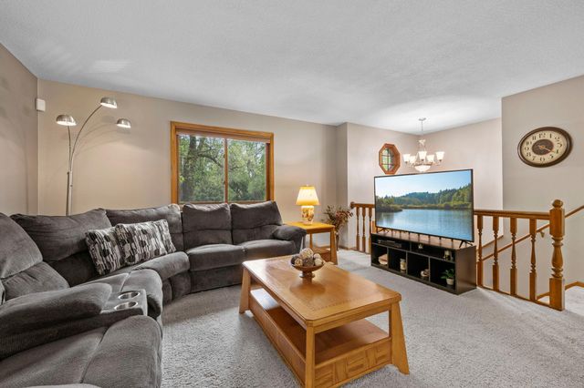 10651 Goldenrod Street NW, Coon Rapids, MN 55448