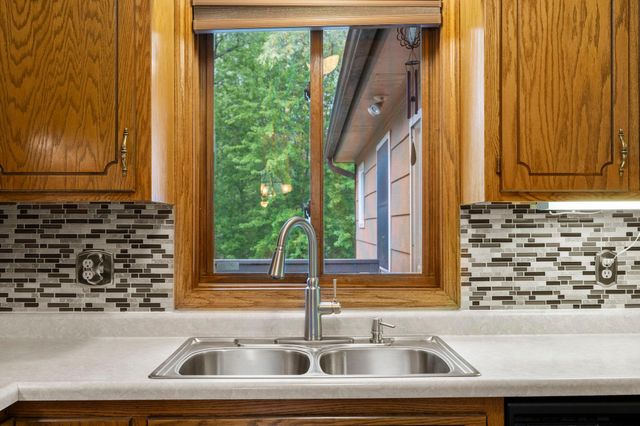 10651 Goldenrod Street NW, Coon Rapids, MN 55448