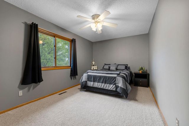 10651 Goldenrod Street NW, Coon Rapids, MN 55448