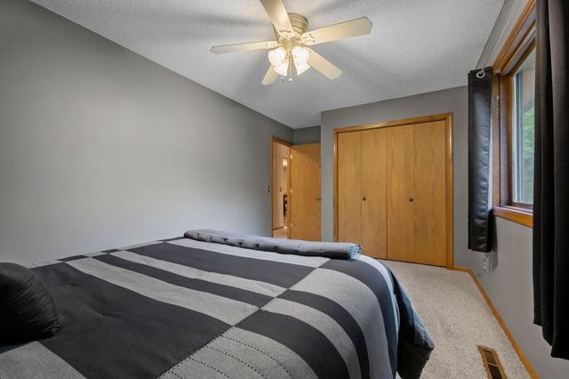 10651 Goldenrod Street NW, Coon Rapids, MN 55448