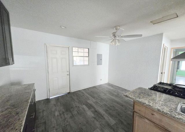 1519 Steves Avenue, San Antonio, TX 78210