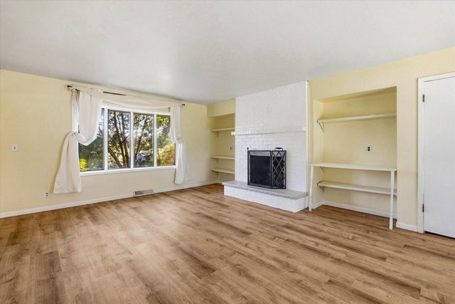 11145 N Riverland COURT, Mequon, WI 53092