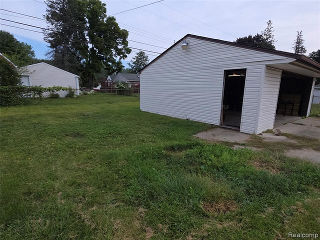 29622 Brown Court, Garden City, MI 48135