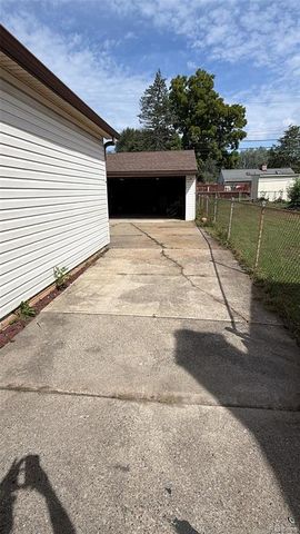 29622 Brown Court, Garden City, MI 48135