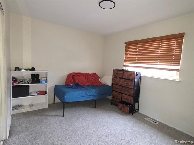 29622 Brown Court, Garden City, MI 48135