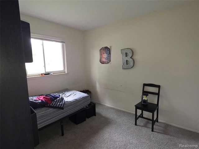 29622 Brown Court, Garden City, MI 48135