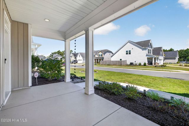 52 Violetear Ridge, Hampstead, NC 28443