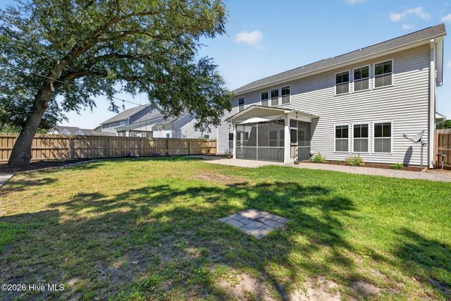 52 Violetear Ridge, Hampstead, NC 28443