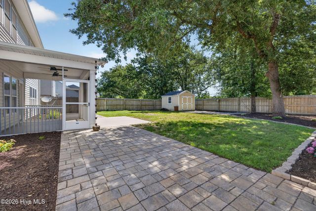 52 Violetear Ridge, Hampstead, NC 28443