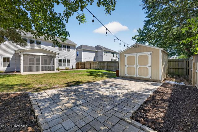 52 Violetear Ridge, Hampstead, NC 28443