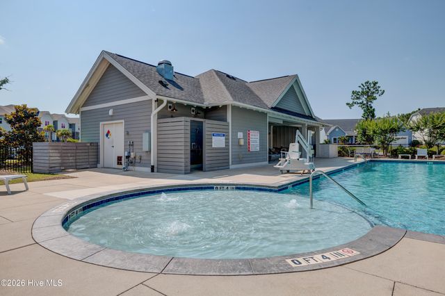 52 Violetear Ridge, Hampstead, NC 28443